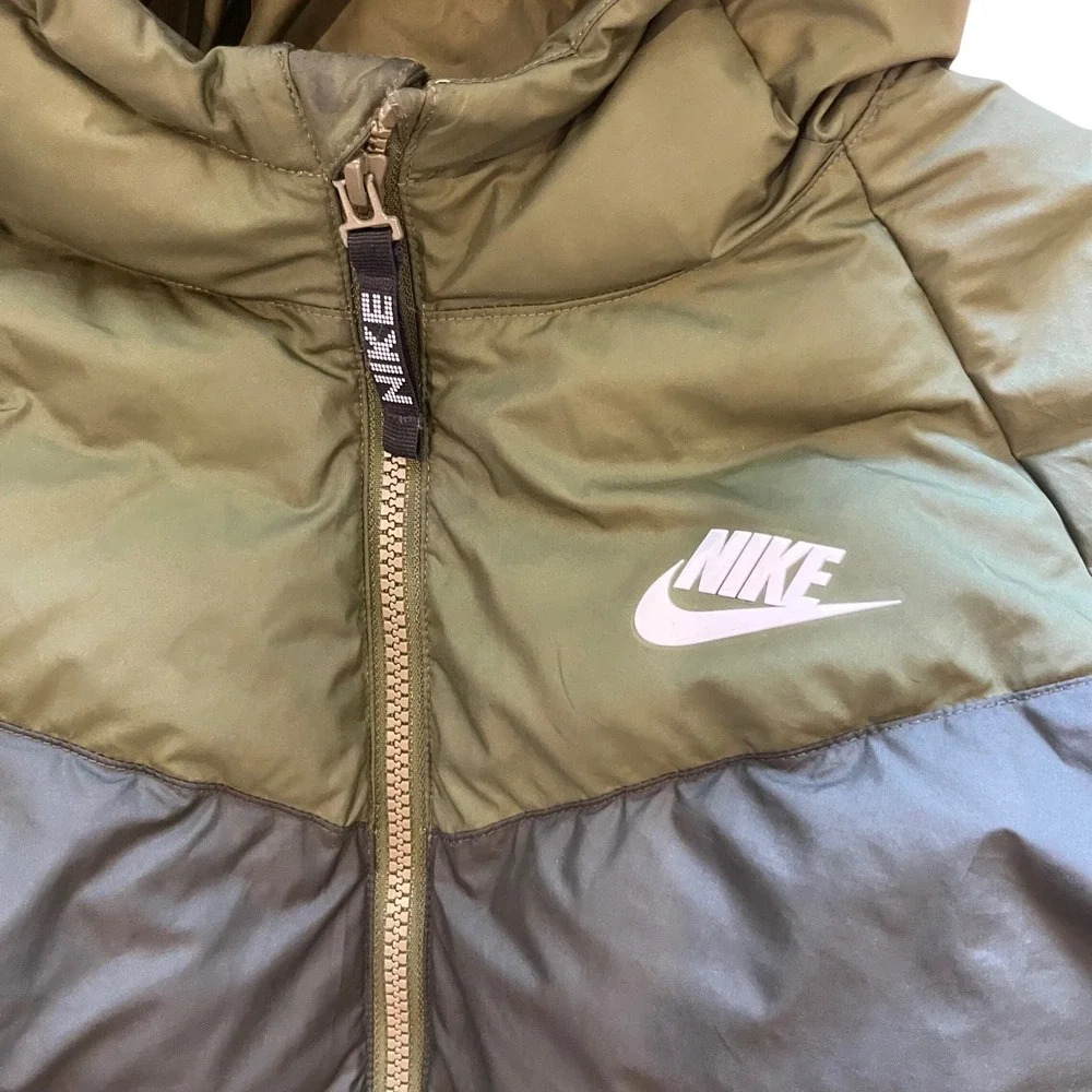 Nike Sportswear Windrunner Puffer Jacket Olive Green Black XL Youth